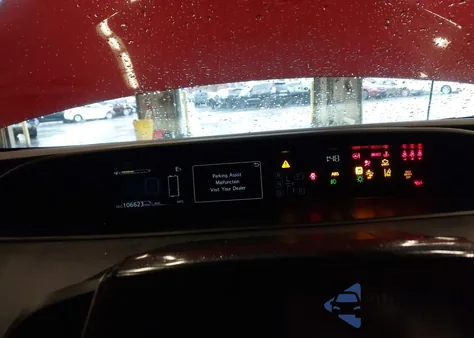 2021 Toyota Prius Prime Limited z USA, uszkodzony, nr VIN JTDKAMFP9M3184313